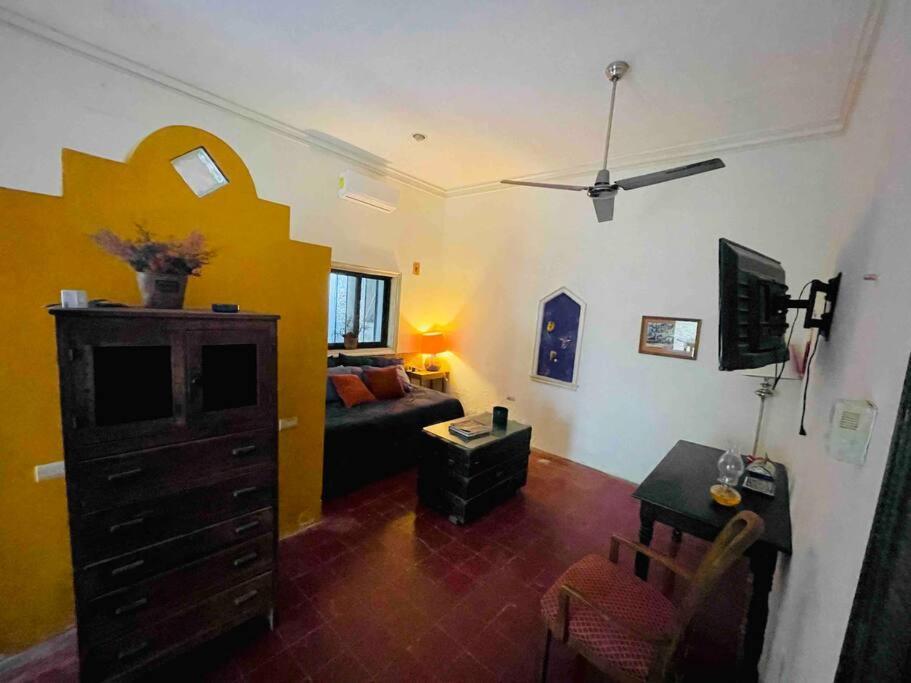 House Dzalbay Santa Lucia With Hot Tub Vila Mérida Exterior foto